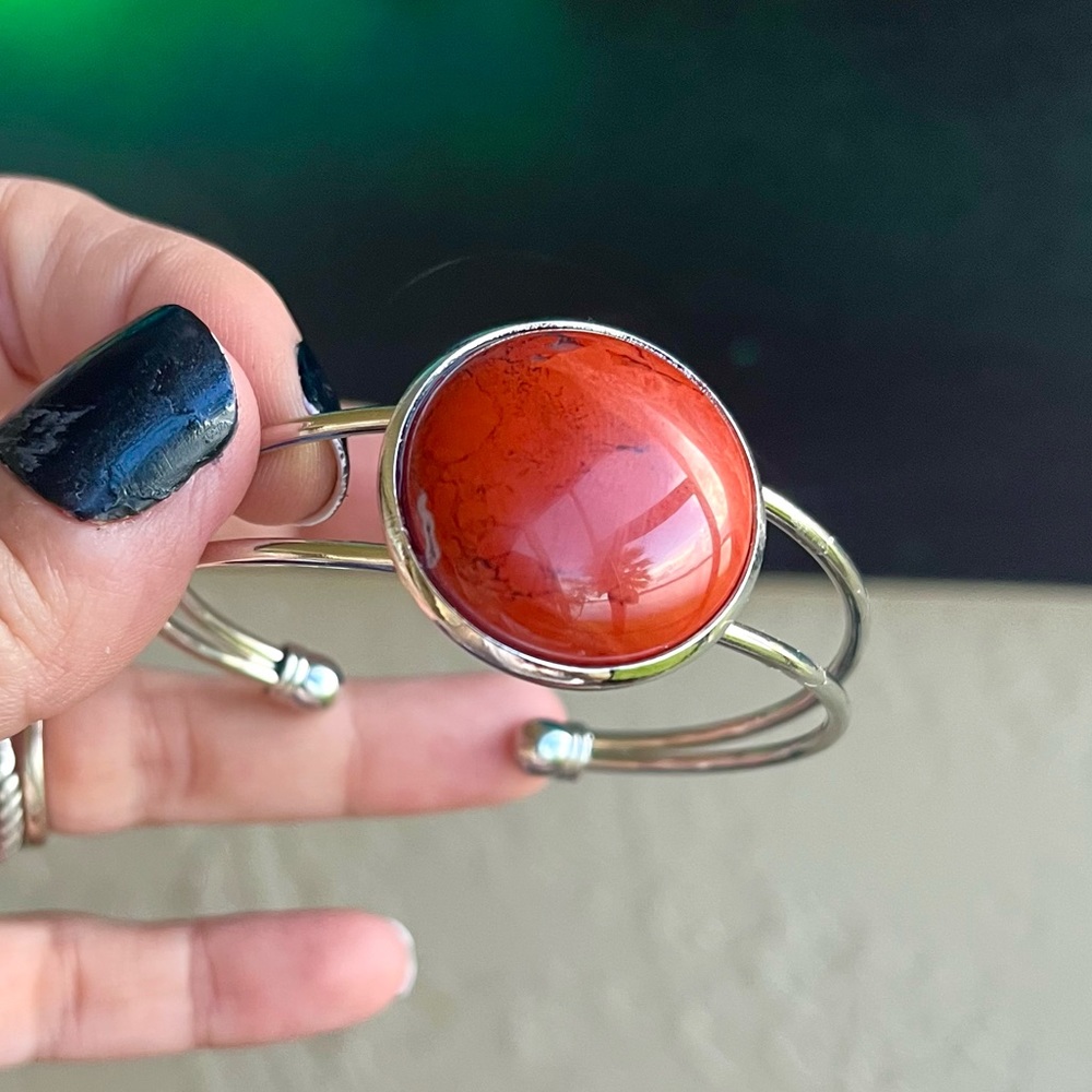 π΄ SALE ! red dot items are 2 for $25 . Bundle more than 3 and its $10 each π - Picture 6 of 12